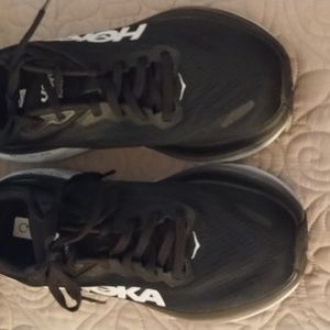 HOKA BONDI 8 SHOES EXCELLENT CONDITION